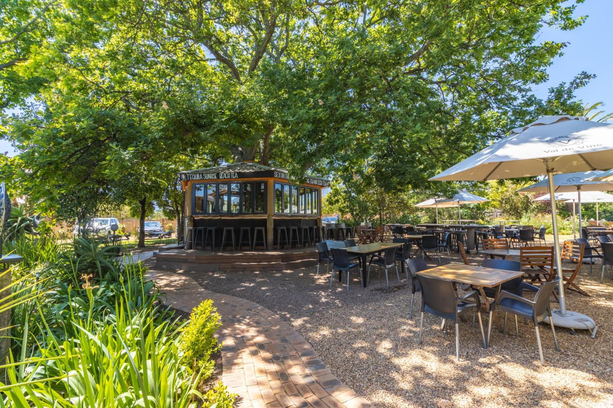 Val De Vine Hotel Stellenbosch Exterior photo